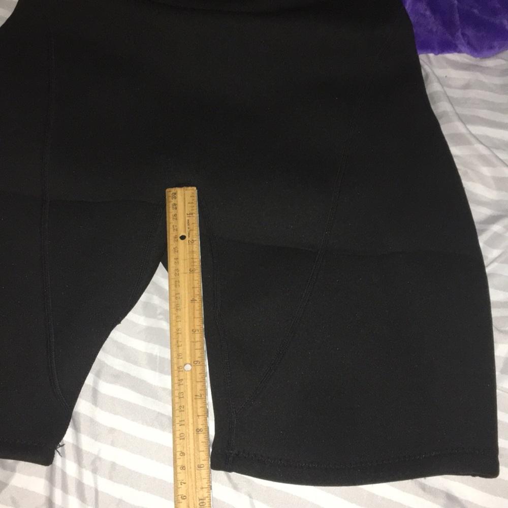 Wetsuit - Picture 5 of 5